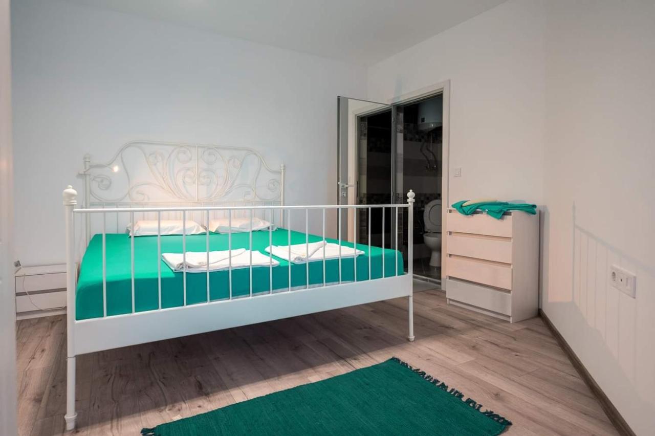 Turquoise By Rv Apartments Varna Exterior photo